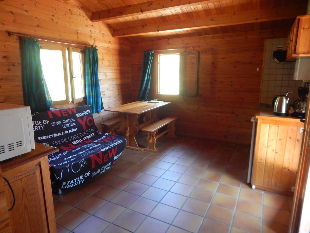 Les Chalets De Montorgueil Saurat Exterior foto